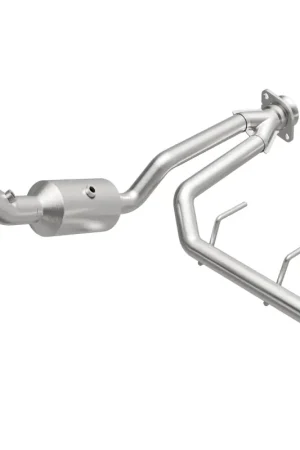 MagnaFlow 18-20 Ford F-150 V6 3.3L Right Underbody Direct-Fit Catalytic Converter Bargain