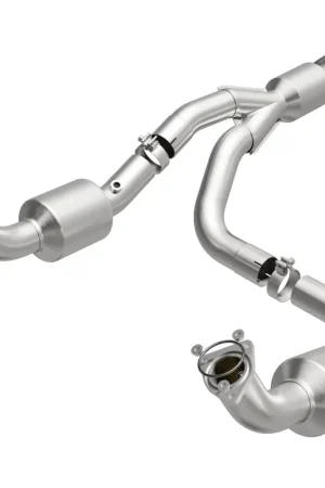 Warranty Included Magnaflow 12-20 Chevrolet Express 4500 Underbody 6.0L Direct Fit Catalytic Converter