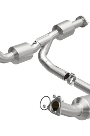 Handmade Magnaflow 18-20 Chevrolet Express 2500 Single Underbody 4.3L Direct Fit Catalytic Converter