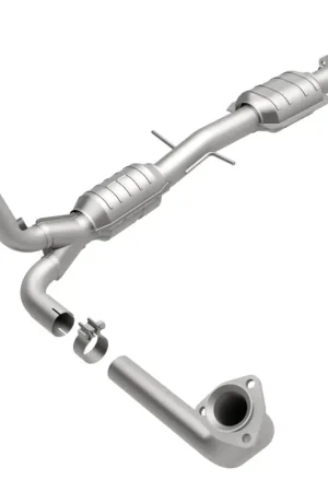 MagnaFlow Conv DF 00-04 S10/Sonoma 4.3L Mega Sale