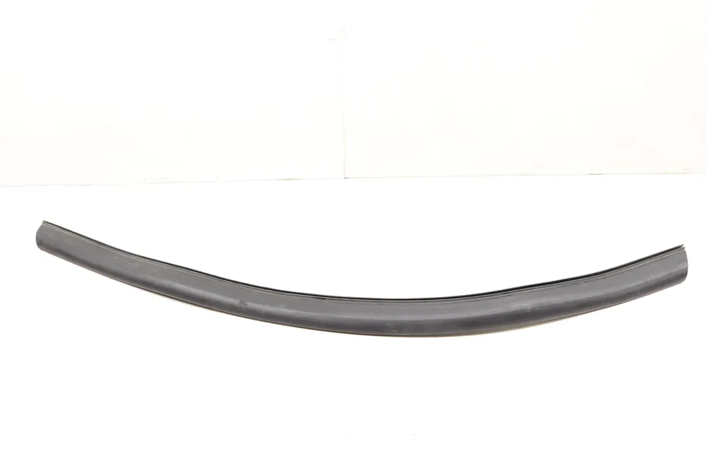 Exclusive BMW Rear Engine Bay / Hood Seal (X1) 51762990366