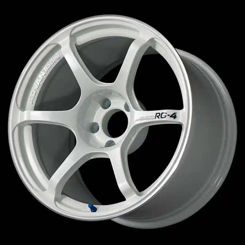 Editor’s Pick Advan RG-4 17x9.0 / +45 Offset / 5x114.3 / 73mm Bore / Racing White Metallic and Ring