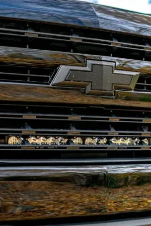 Same Day Shipping Baja Designs 2019 Chevy Silverado 1500 S8 w/ 20in S8 Grille Mount Kit